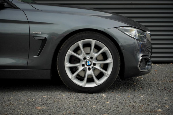 BMW 4 Serie Coupé 430i High Executive / Leder / Navi Prof