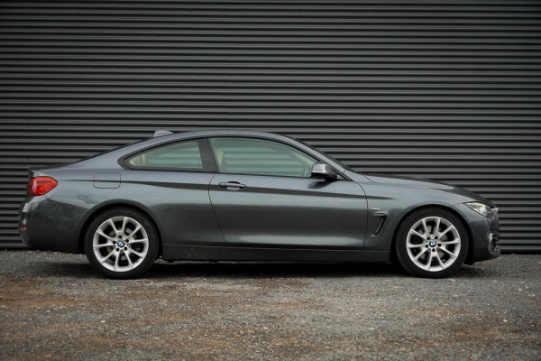 BMW 4 Serie Coupé 430i High Executive / Leder / Navi Prof