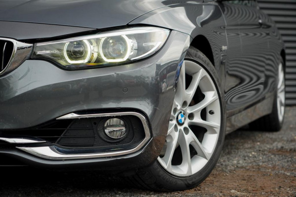 BMW 4 Serie Coupé 430i High Executive / Leder / Navi Prof