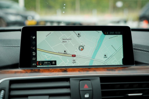 BMW 4 Serie Coupé 430i High Executive / Leder / Navi Prof