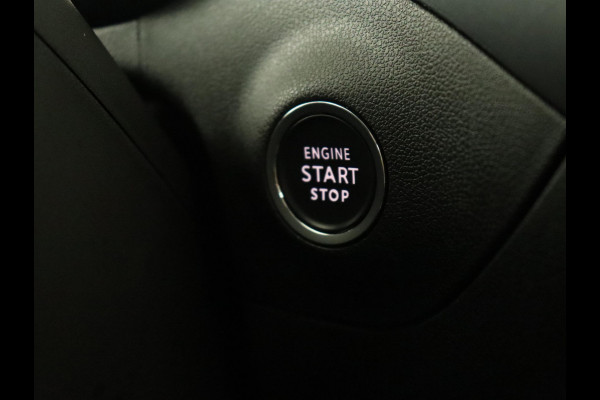 Opel Crossland X 1.2 Turbo Innovation | 44.100km NAP | Stoelverwarming | Camera | Trekhaak | Carplay | Dodehoek detectie | Navigatie | Keyless | Climate control | Cruise control | Park Assist | Full LED