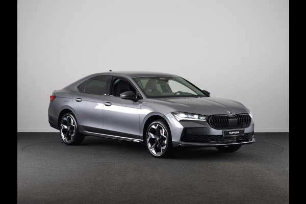 Škoda Superb Sportline Business PHEV 1.5 TSI 204 pk 6 vers. DSG | Canton | 19 inch lichtmetalen velgen | Travel assist plus | Winterpakket