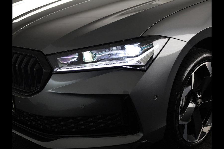 Škoda Superb Sportline Business PHEV 1.5 TSI 204 pk 6 vers. DSG | Canton | 19 inch lichtmetalen velgen | Travel assist plus | Winterpakket