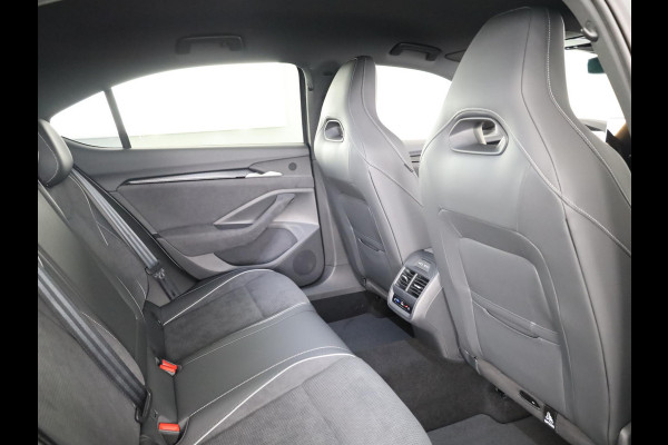 Škoda Superb Sportline Business PHEV 1.5 TSI 204 pk 6 vers. DSG | Canton | 19 inch lichtmetalen velgen | Travel assist plus | Winterpakket