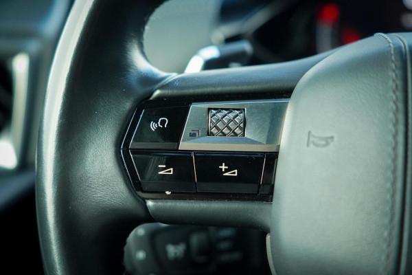 DS DS 3 Crossback 1.2 PureTech Grand Chic / Opera / Aut / Adaptive Cruise / Carplay / Leder DS DS 3 Crossback 1.2 PureTech Grand Chic / Opera / Aut / Adaptive Cruise / Carplay / Leder