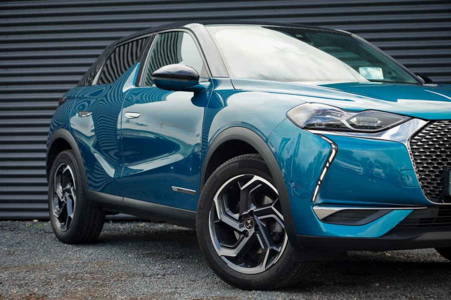DS DS 3 Crossback 1.2 PureTech Grand Chic / Opera / Aut / Adaptive Cruise / Carplay / Leder DS DS 3 Crossback 1.2 PureTech Grand Chic / Opera / Aut / Adaptive Cruise / Carplay / Leder