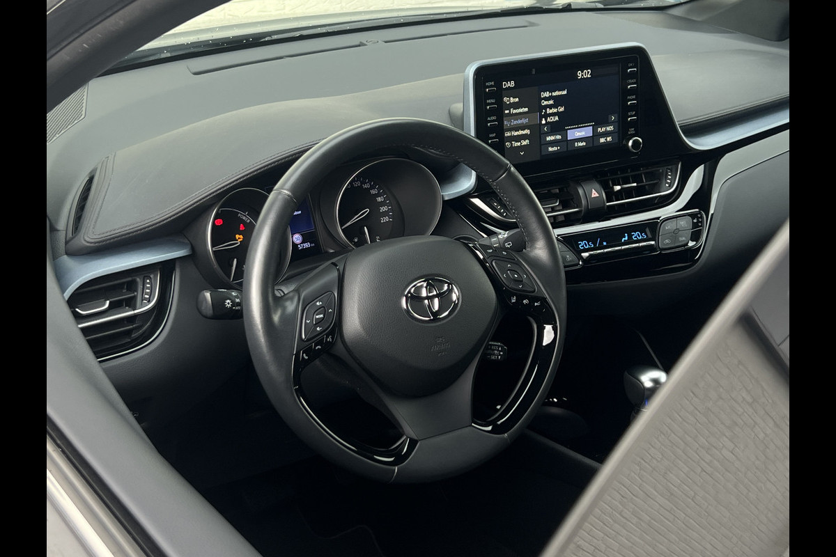 Toyota C-HR 2.0 Hybrid Bi-Tone | CarPlay | Camera | ACC | LED | DAB+ | Keyless | 18 inch Toyota C-HR 2.0 Hybrid Bi-Tone | CarPlay | Camera | ACC | LED | DAB+ | Keyless | 18 inch