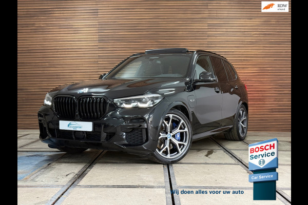 BMW X5 XDrive45e High Executive M-Sport | 360° Camera | Luchtvering | SkyLounge | Pano | HUD | LED | Softclose | Stoelventilatie