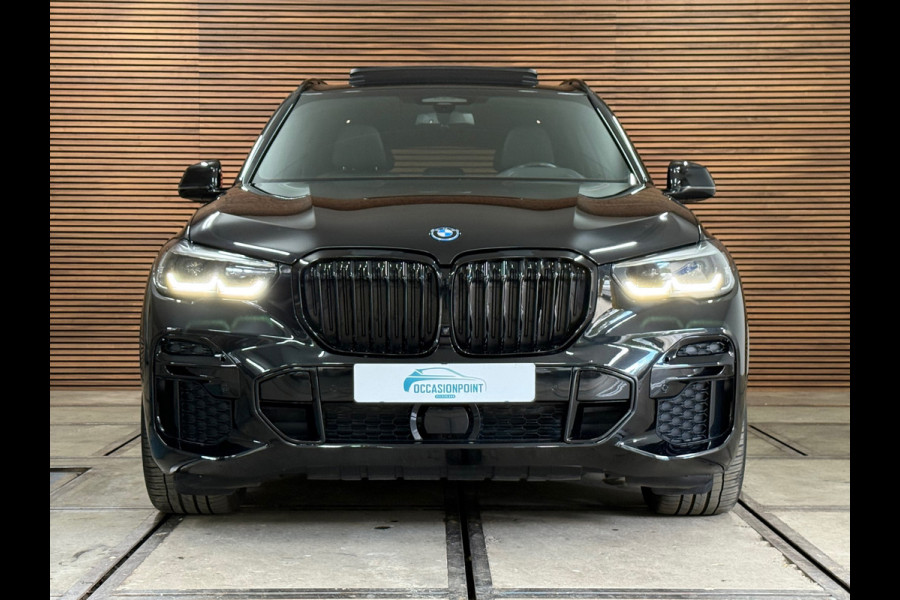 BMW X5 XDrive45e High Executive M-Sport | 360° Camera | Luchtvering | SkyLounge | Pano | HUD | LED | Softclose | Stoelventilatie