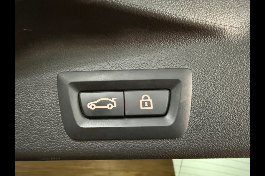 BMW X5 XDrive45e High Executive M-Sport | 360° Camera | Luchtvering | SkyLounge | Pano | HUD | LED | Softclose | Stoelventilatie