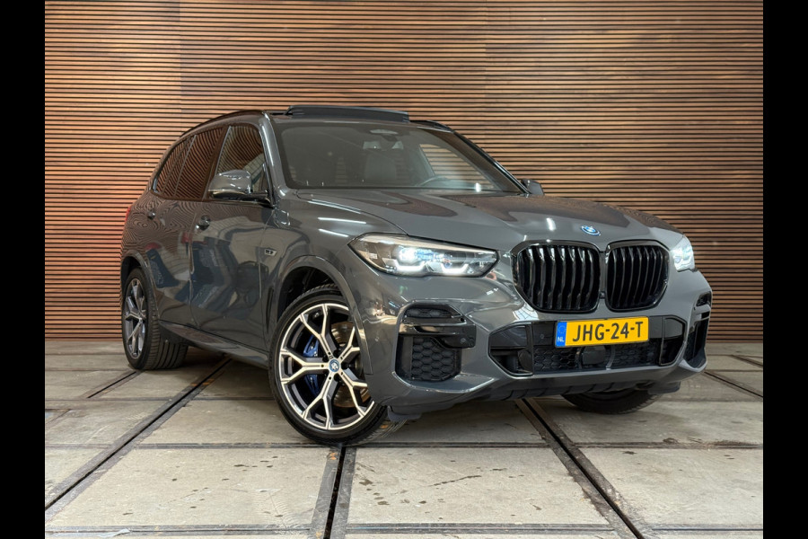 BMW X5 XDrive45e High Executive M-Sport | 360° Camera | Luchtvering | Stoelventilatie | Pano | HUD | LED | Softclose