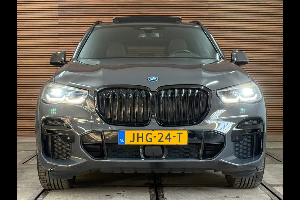 BMW X5 XDrive45e High Executive M-Sport | 360° Camera | Luchtvering | Stoelventilatie | Pano | HUD | LED | Softclose