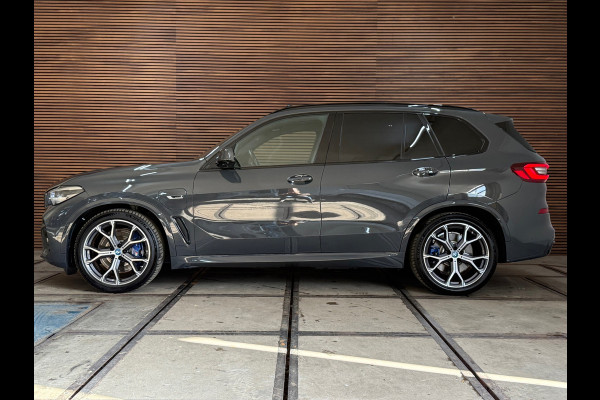 BMW X5 XDrive45e High Executive M-Sport | 360° Camera | Luchtvering | Stoelventilatie | Pano | HUD | LED | Softclose