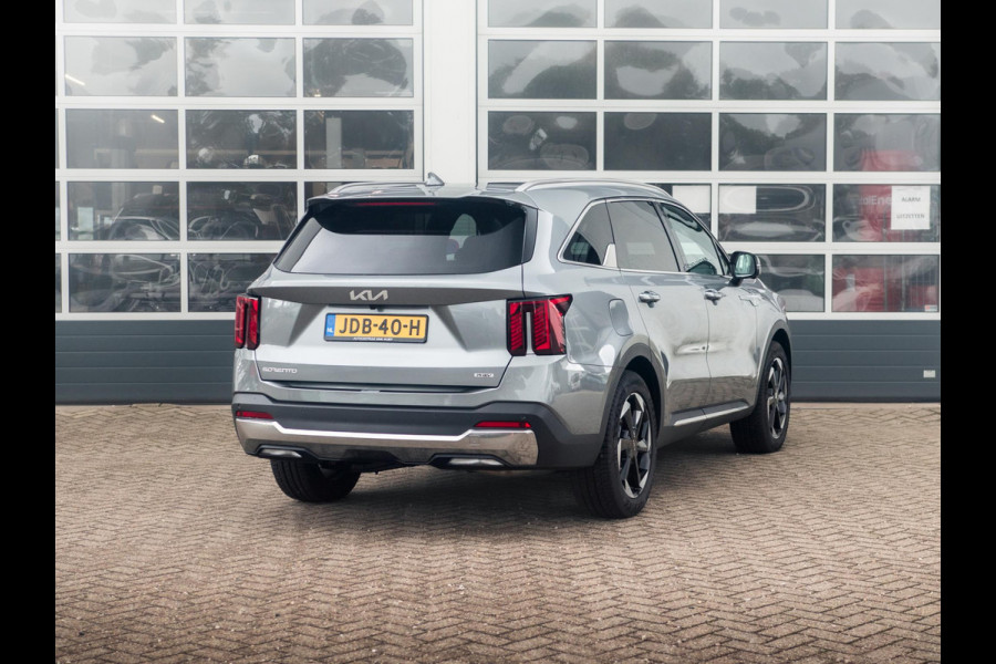 Kia Sorento 1.6 T-GDi Plug-in Hybrid 4WD ExecutiveLine 7p. | Uit voorraad leverbaar | Full Option | Steel Grey Kia Sorento 1.6 T-GDi Plug-in Hybrid 4WD ExecutiveLine 7p. | Uit voorraad leverbaar | Full Option | Steel Grey