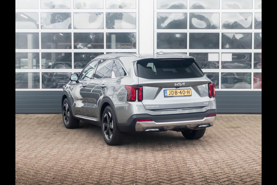 Kia Sorento 1.6 T-GDi Plug-in Hybrid 4WD ExecutiveLine 7p. | Uit voorraad leverbaar | Full Option | Steel Grey Kia Sorento 1.6 T-GDi Plug-in Hybrid 4WD ExecutiveLine 7p. | Uit voorraad leverbaar | Full Option | Steel Grey