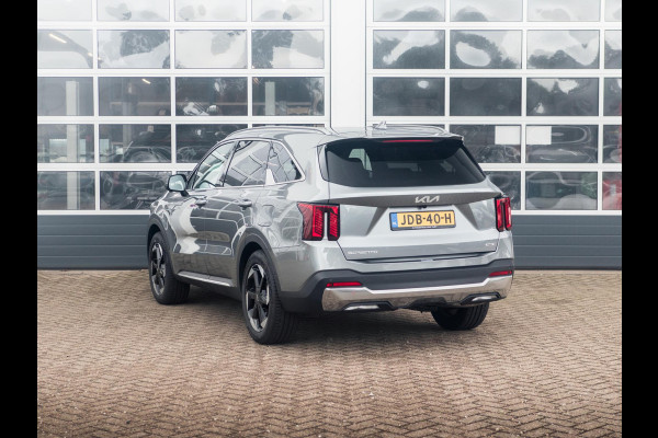 Kia Sorento 1.6 T-GDi Plug-in Hybrid 4WD ExecutiveLine 7p. | Uit voorraad leverbaar | Full Option | Steel Grey Kia Sorento 1.6 T-GDi Plug-in Hybrid 4WD ExecutiveLine 7p. | Uit voorraad leverbaar | Full Option | Steel Grey