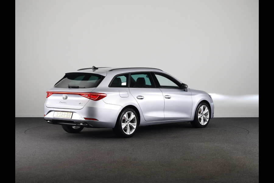 Seat Leon Sportstourer 1.0 TSI FR Business Intense 110pk | Verlengde garantie | Navigatie | Parkeersensoren achter | Automatische Airco | Electrische achterklep |