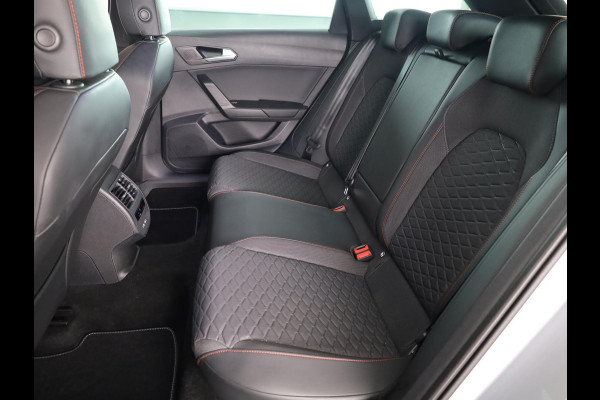 Seat Leon Sportstourer 1.0 TSI FR Business Intense 110pk | Verlengde garantie | Navigatie | Parkeersensoren achter | Automatische Airco | Electrische achterklep |