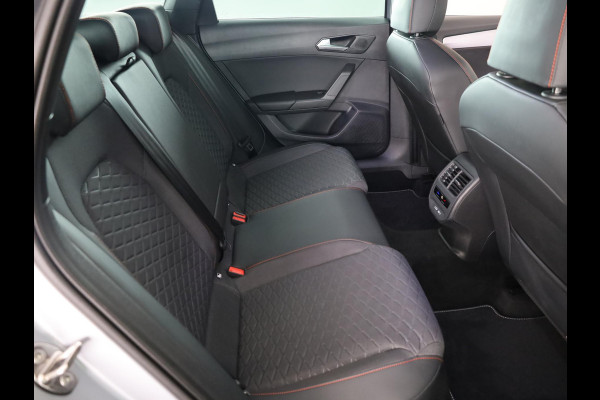 Seat Leon Sportstourer 1.0 TSI FR Business Intense 110pk | Verlengde garantie | Navigatie | Parkeersensoren achter | Automatische Airco | Electrische achterklep |