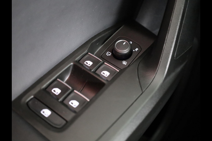 Seat Leon Sportstourer 1.0 TSI FR Business Intense 110pk | Verlengde garantie | Navigatie | Parkeersensoren achter | Automatische Airco | Electrische achterklep |