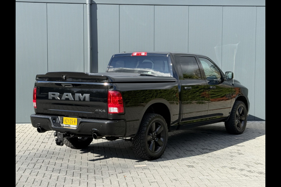 Dodge Ram 1500 5.7 V8 CLASSIC NIGHT 4x4 / LEDER / BPM VRIJ / 1e EIG. / CAMERA / 6-PERS / NAVI / 3.5T TREKHAAK