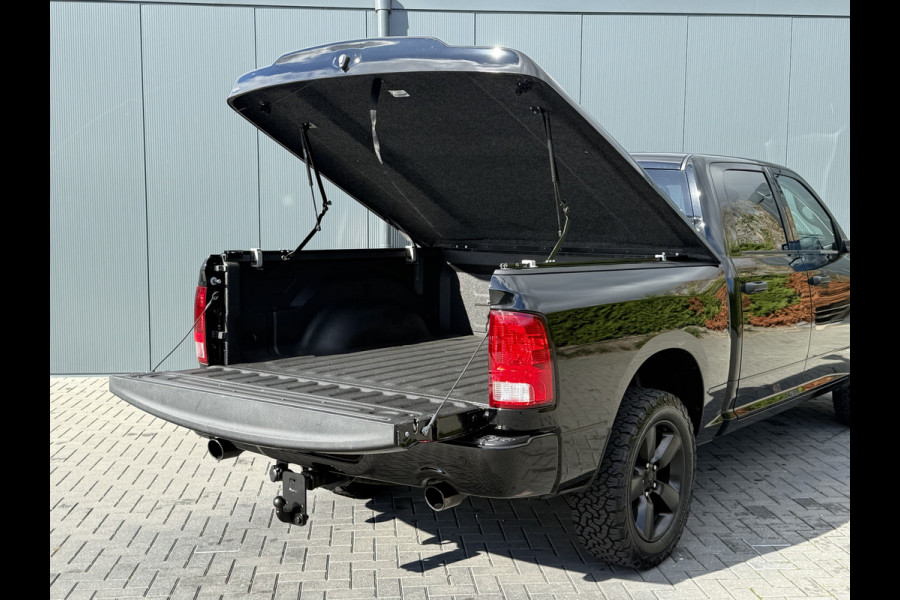 Dodge Ram 1500 5.7 V8 CLASSIC NIGHT 4x4 / LEDER / BPM VRIJ / 1e EIG. / CAMERA / 6-PERS / NAVI / 3.5T TREKHAAK