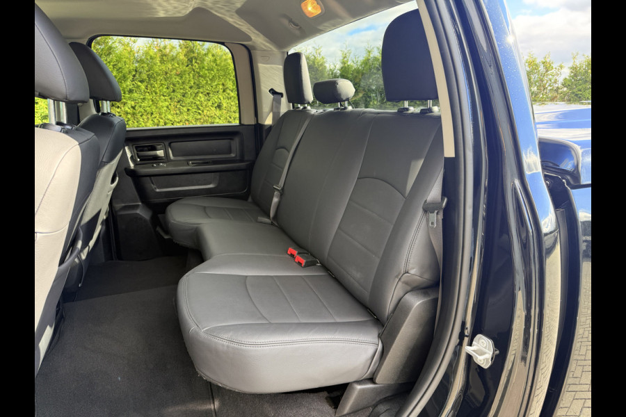 Dodge Ram 1500 5.7 V8 CLASSIC NIGHT 4x4 / LEDER / BPM VRIJ / 1e EIG. / CAMERA / 6-PERS / NAVI / 3.5T TREKHAAK