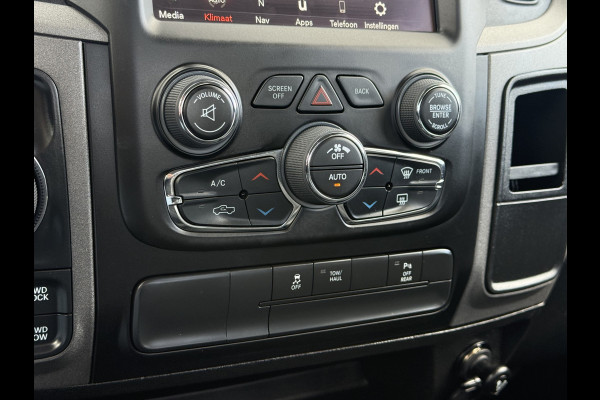 Dodge Ram 1500 5.7 V8 CLASSIC NIGHT 4x4 / LEDER / BPM VRIJ / 1e EIG. / CAMERA / 6-PERS / NAVI / 3.5T TREKHAAK
