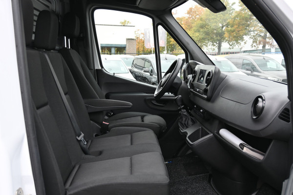 Mercedes-Benz Sprinter 315 CDI L3H2 RWD MBUX navigatie met 360 graden camera, Geveerde stoel