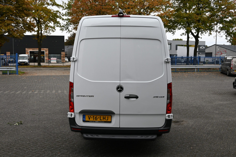 Mercedes-Benz Sprinter 315 CDI L3H2 RWD MBUX navigatie met 360 graden camera, Geveerde stoel