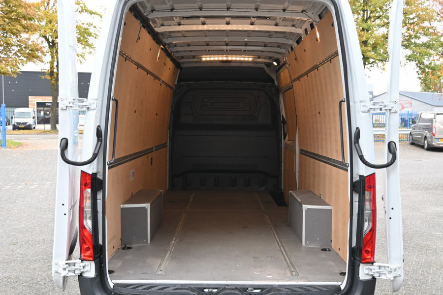 Mercedes-Benz Sprinter 315 CDI L3H2 RWD MBUX navigatie met 360 graden camera, Geveerde stoel