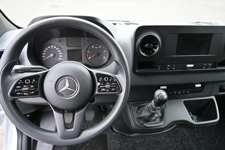Mercedes-Benz Sprinter 315 CDI L3H2 RWD MBUX navigatie met 360 graden camera, Geveerde stoel