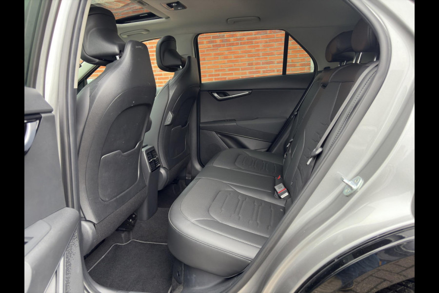 Kia Niro 1.6 GDi Hybrid DynamicPlusLine Automaat | Leder | Stoel & Stuurverwarming | Camera | Cruise | Dodehoek | Navi | Apple Carplay & Android Auto |