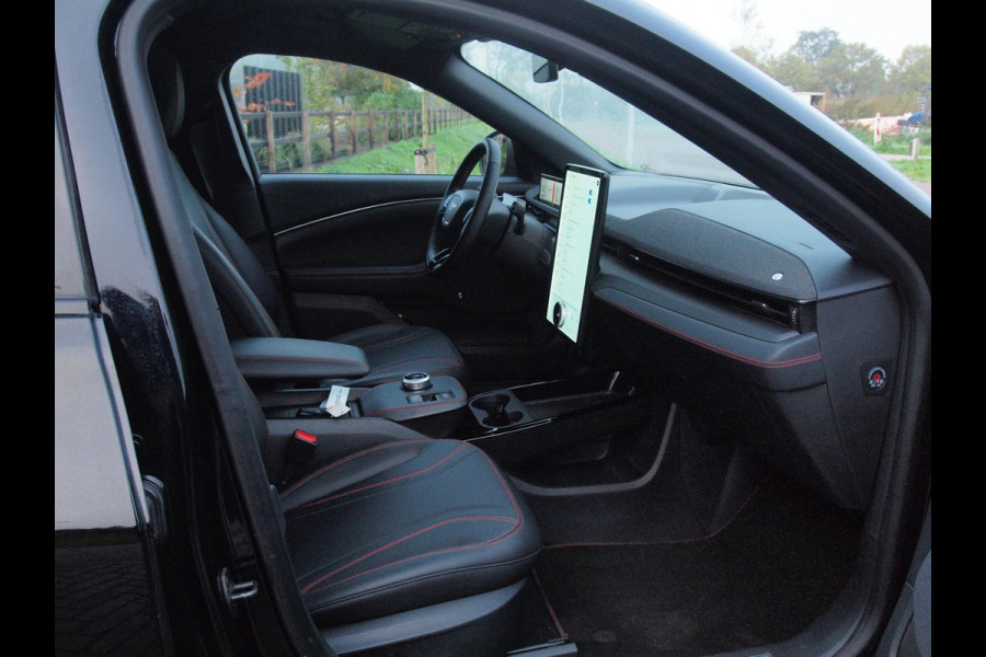 Ford Mustang Mach-E Extended AWD 98 kWh | Bang & Olufsen | 360 Camera | Apple Carplay | Cruise Control |
