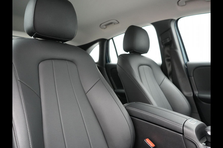 Mercedes-Benz GLA 250 e Style Plug In Hybrid 218pk Dealer O.H. PHEV | 360 Camera | Adaptive Cruise | Apple Carplay | Widescreen Navigatie | Lederen Sportstoelen Verwarmd | 18" L.M | Virtual | DAB | Mercedes-Benz GLA 250 e Style Plug In Hybrid 218pk Dealer O.H. PHEV | 360 Camera | Adaptive Cruise | Apple Carplay | Widescreen Navigatie | Lederen Sportstoelen Verwarmd | 18" L.M | Virtual | DAB |