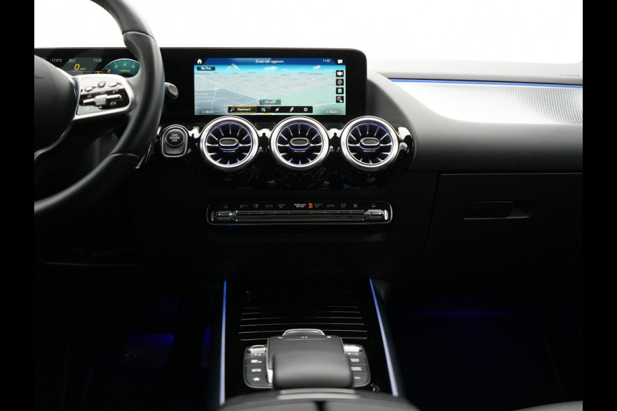 Mercedes-Benz GLA 250 e Style Plug In Hybrid 218pk Dealer O.H. PHEV | 360 Camera | Adaptive Cruise | Apple Carplay | Widescreen Navigatie | Lederen Sportstoelen Verwarmd | 18" L.M | Virtual | DAB | Mercedes-Benz GLA 250 e Style Plug In Hybrid 218pk Dealer O.H. PHEV | 360 Camera | Adaptive Cruise | Apple Carplay | Widescreen Navigatie | Lederen Sportstoelen Verwarmd | 18" L.M | Virtual | DAB |