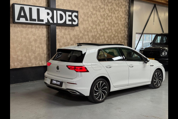 Volkswagen Golf 1.5 TSI Highline | Pano | Memory | IQ lights | Stoel-/Stuurverwarming | PDC
