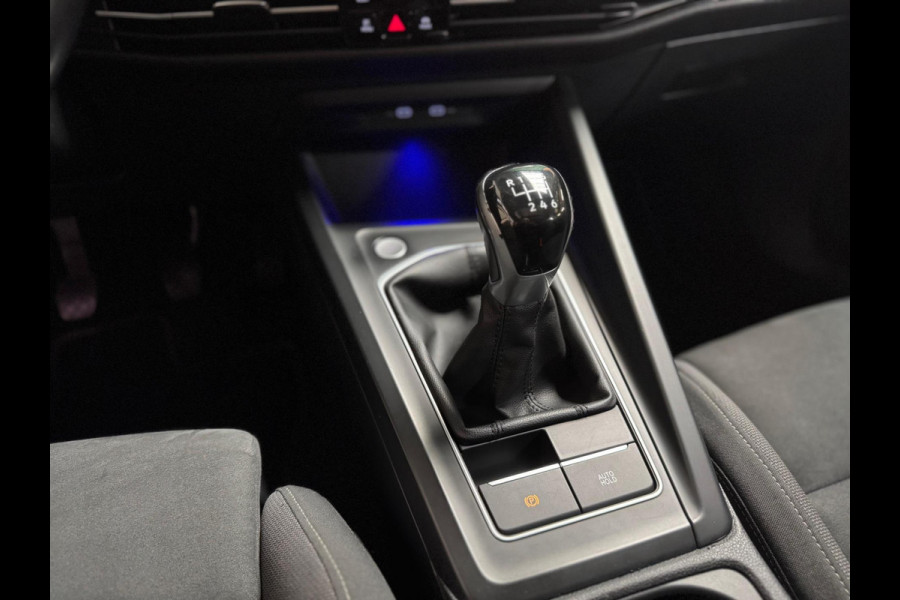 Volkswagen Golf 1.5 TSI Highline | Pano | Memory | IQ lights | Stoel-/Stuurverwarming | PDC