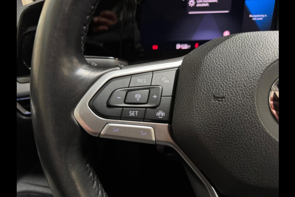 Volkswagen Golf 1.5 TSI Highline | Pano | Memory | IQ lights | Stoel-/Stuurverwarming | PDC