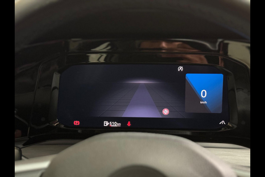 Volkswagen Golf 1.5 TSI Highline | Pano | Memory | IQ lights | Stoel-/Stuurverwarming | PDC