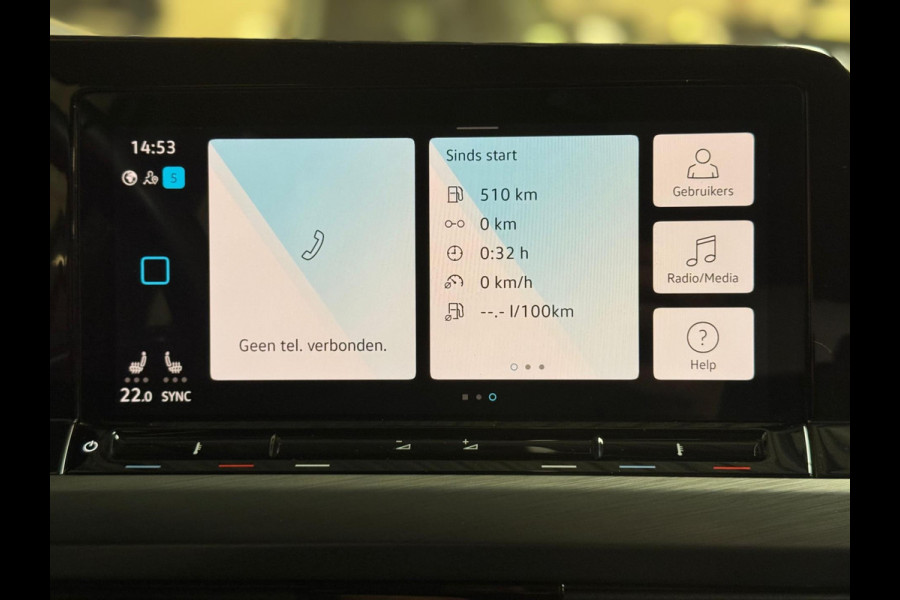 Volkswagen Golf 1.5 TSI Highline | Pano | Memory | IQ lights | Stoel-/Stuurverwarming | PDC