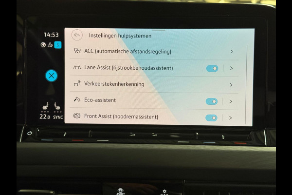 Volkswagen Golf 1.5 TSI Highline | Pano | Memory | IQ lights | Stoel-/Stuurverwarming | PDC