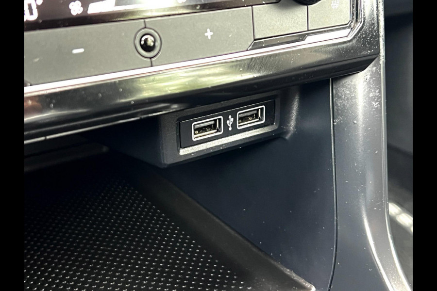 Volkswagen T-Cross 1.0 TSI Style High-Line_ 110PK_Carplay_Camera_ACC_F1 Flippers