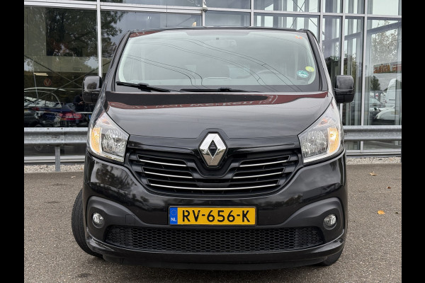 Renault Trafic Passenger 1.6 dCi Grand Expression | Marge | 9 Pers. | Navi | Trekhaak | Cruisec. Renault Trafic Passenger 1.6 dCi Grand Expression | Marge | 9 Pers. | Navi | Trekhaak | Cruisec.