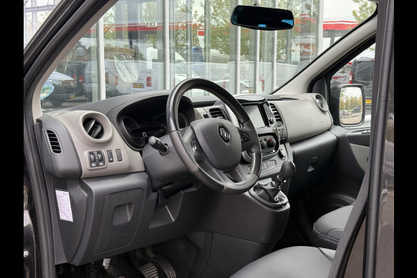 Renault Trafic Passenger 1.6 dCi Grand Expression | Marge | 9 Pers. | Navi | Trekhaak | Cruisec. Renault Trafic Passenger 1.6 dCi Grand Expression | Marge | 9 Pers. | Navi | Trekhaak | Cruisec.