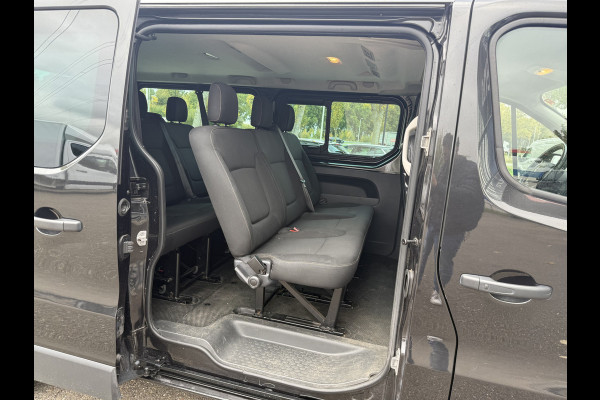 Renault Trafic Passenger 1.6 dCi Grand Expression | Marge | 9 Pers. | Navi | Trekhaak | Cruisec. Renault Trafic Passenger 1.6 dCi Grand Expression | Marge | 9 Pers. | Navi | Trekhaak | Cruisec.