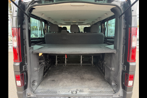 Renault Trafic Passenger 1.6 dCi Grand Expression | Marge | 9 Pers. | Navi | Trekhaak | Cruisec. Renault Trafic Passenger 1.6 dCi Grand Expression | Marge | 9 Pers. | Navi | Trekhaak | Cruisec.