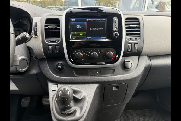 Renault Trafic Passenger 1.6 dCi Grand Expression | Marge | 9 Pers. | Navi | Trekhaak | Cruisec. Renault Trafic Passenger 1.6 dCi Grand Expression | Marge | 9 Pers. | Navi | Trekhaak | Cruisec.