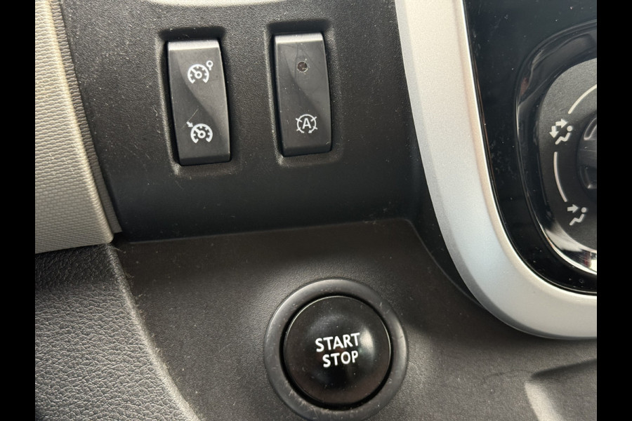 Renault Trafic Passenger 1.6 dCi Grand Expression | Marge | 9 Pers. | Navi | Trekhaak | Cruisec. Renault Trafic Passenger 1.6 dCi Grand Expression | Marge | 9 Pers. | Navi | Trekhaak | Cruisec.