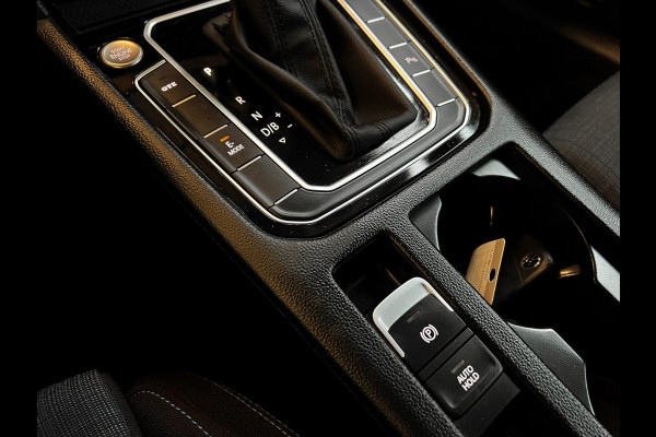 Volkswagen Passat Variant 1.4 TSI PHEV GTE Business Carplay_Camera_trekh_Stoel massage